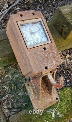 Rare Vintage ECO Air Meter Service Station Air Tire Pump Model 37 Gas Oil Sign