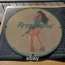 Vintage 1952 Remington Arms And Ammunition Company Porcelain Gas & Oil Sign