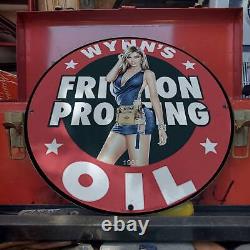Vintage 1968 Wynn's Friction Proofing Motor Engine Oil Porcelain Gas & Oil Sign