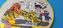 Vintage Daisy Toy Rifles Sign Porcelain Childrens Toy Gas Pump Plate Sign