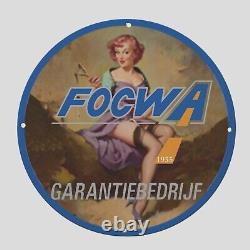 Vintage Focwa Garantiebedrijf 1935 Oil Porcelain Gas Pump Sign