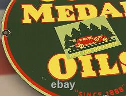 Vintage Gold Medal Motor Oil Porcelain Service Sign Gas Station Pump Plate