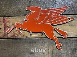 Vintage Pegasus Porcelain Sign Mobil Gas Station Motor Oil Service Lubester