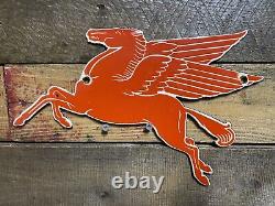 Vintage Pegasus Porcelain Sign Mobil Gas Station Motor Oil Service Lubester