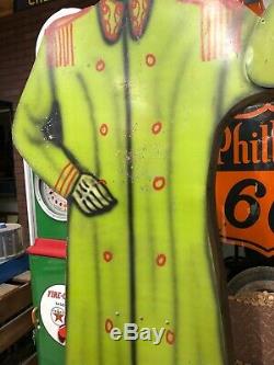 WOW! 1940's Vintage ORIGINAL Animated WAVING BELL HOP Advertising Sign Gas Oil